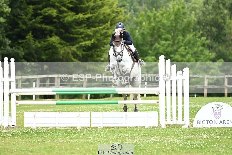 240706-122243-15182 - Cls 40 Newcomers