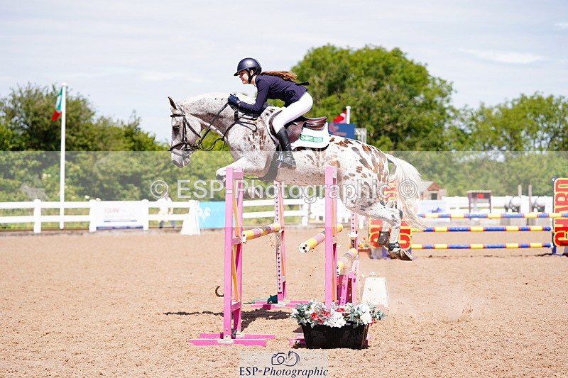 240629A-115420-05094 - Cls 18 Newcomers and 1m Open