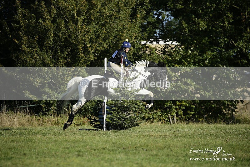  WWHT 031021 554 - WWEC Novice Restricted (0.80m) 18/10/20