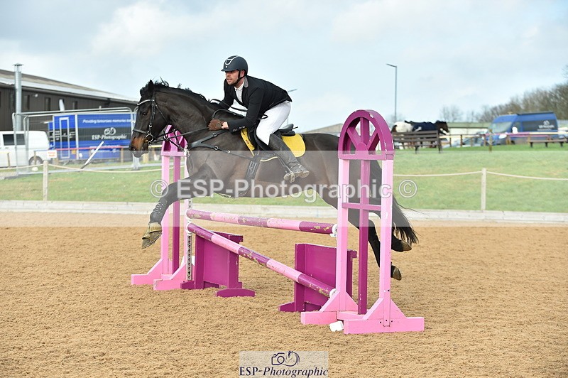 240210A-131216-01341 - Cls 23+24 Club and Schools 1m