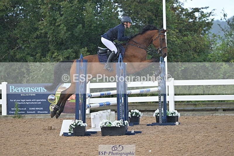 240912A-111215-01121 - Cls 9 Snr Discovery and 1m Open