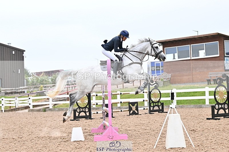 240703A-132035-00457 - Cls 05 Snr Fox & 1.20 Open