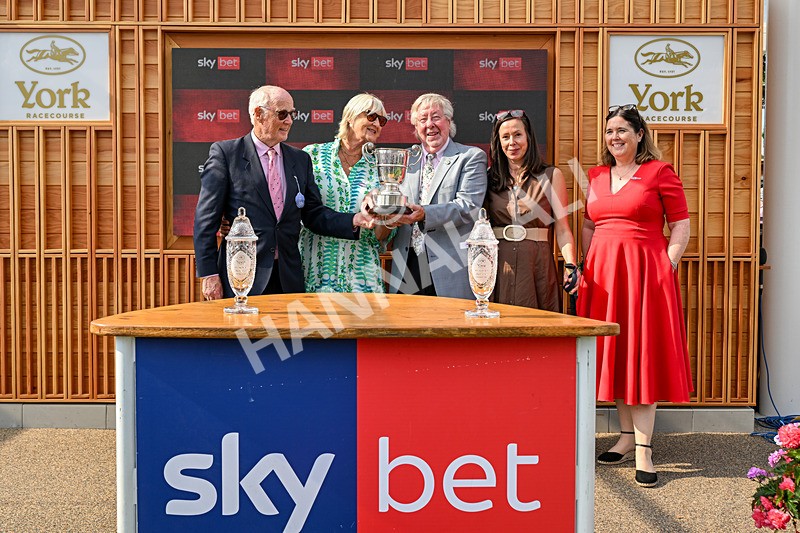 220826-Race 4-Daiquiri Bay-4542 - Race 4 15.35pm Sky Bet Ebor Handicap