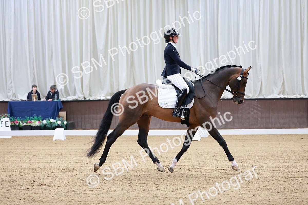 SBM_006786 - Class 6b - Novice 6 - 8.56-9.24