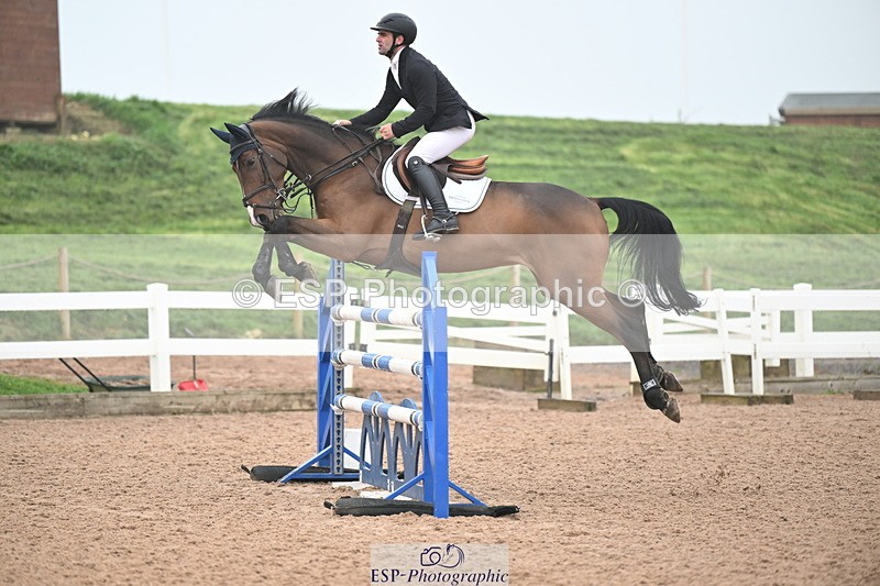 241102A-121155-04496 - SAT Cls 15 Foxhunter and 1.20m Open