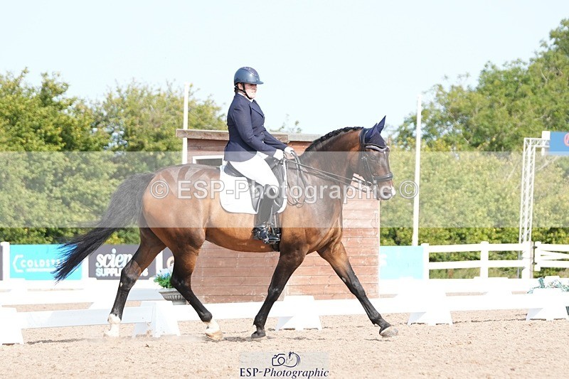 250815-101131-00350 - 008-Deborah.NewmanLegolas