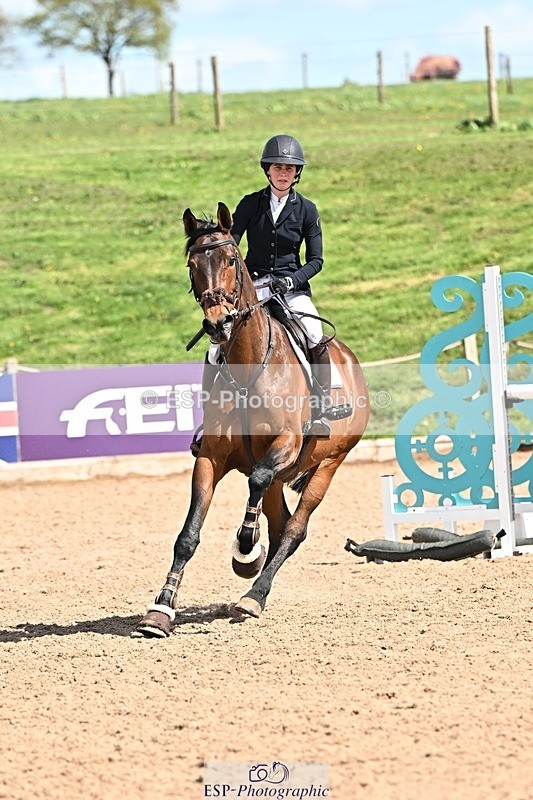 250416-132621-01066 - Cls 4 Newcomers and 1.10m