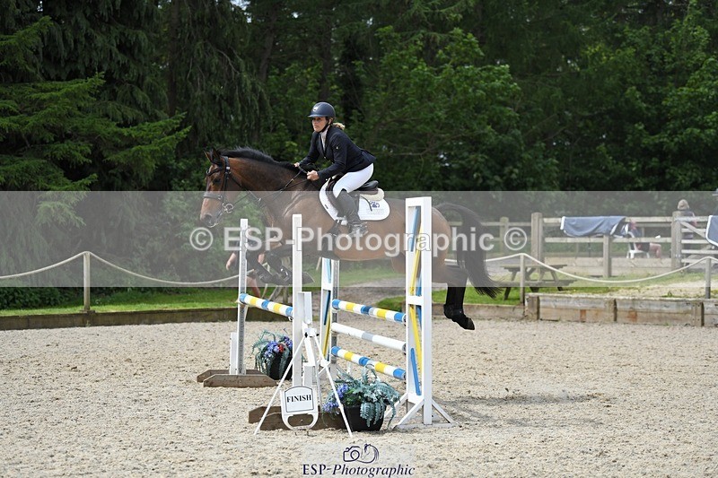 230514-110622-10331 - Cls 33b Snr 1.00m Open Final