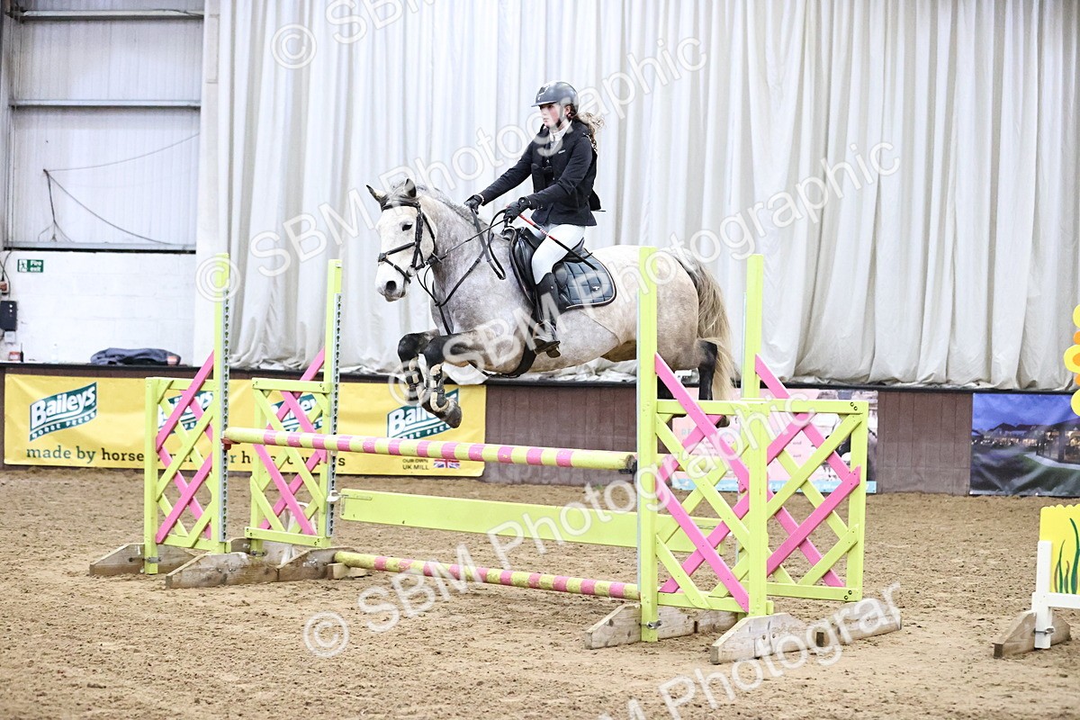 SBM_000732 - Class 4 - Blue Chip Pony Newcomers - 1.00m
