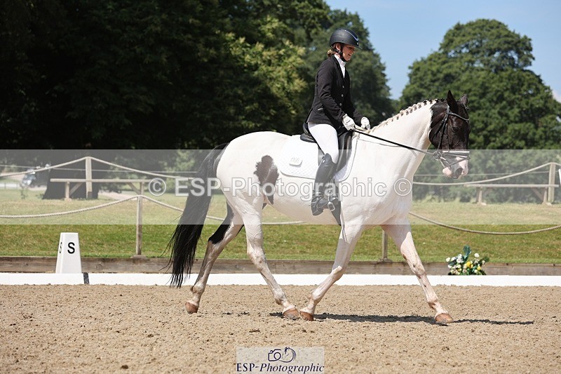 240719-121317-01617 - 123-Michelle_Wallis-Alvescot_Winning_Mood