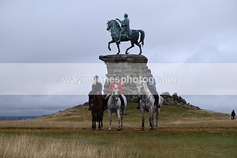 DSC_2333 - Time at Statue 12:34 to 12:56