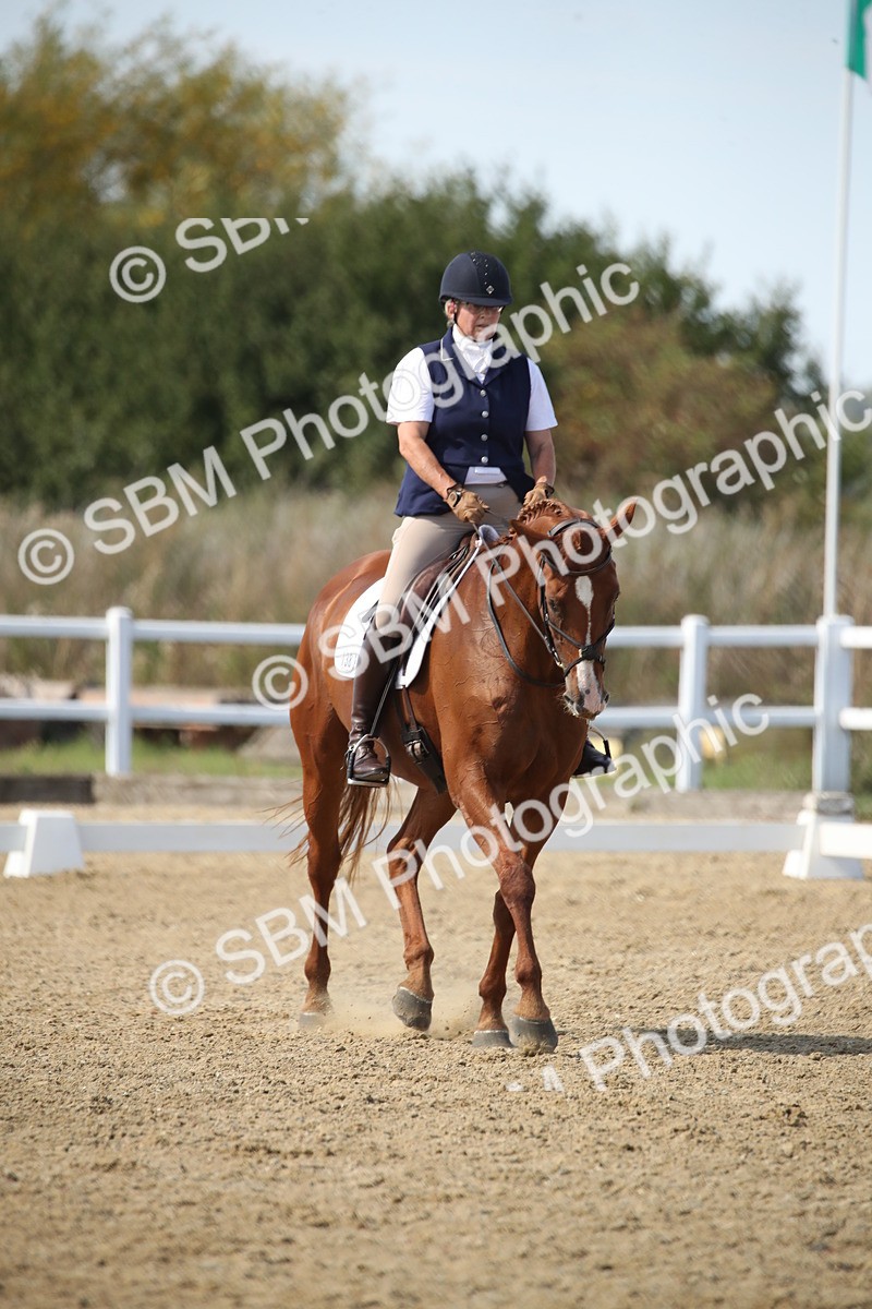 SBM_005887 - Class 11 - Novice 5 - 13.19-14.22