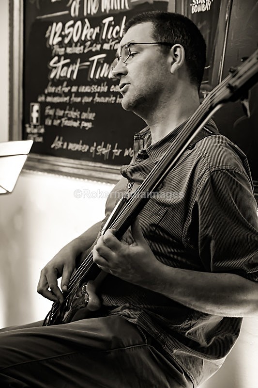  - Roger Beaujolais Italian Trio