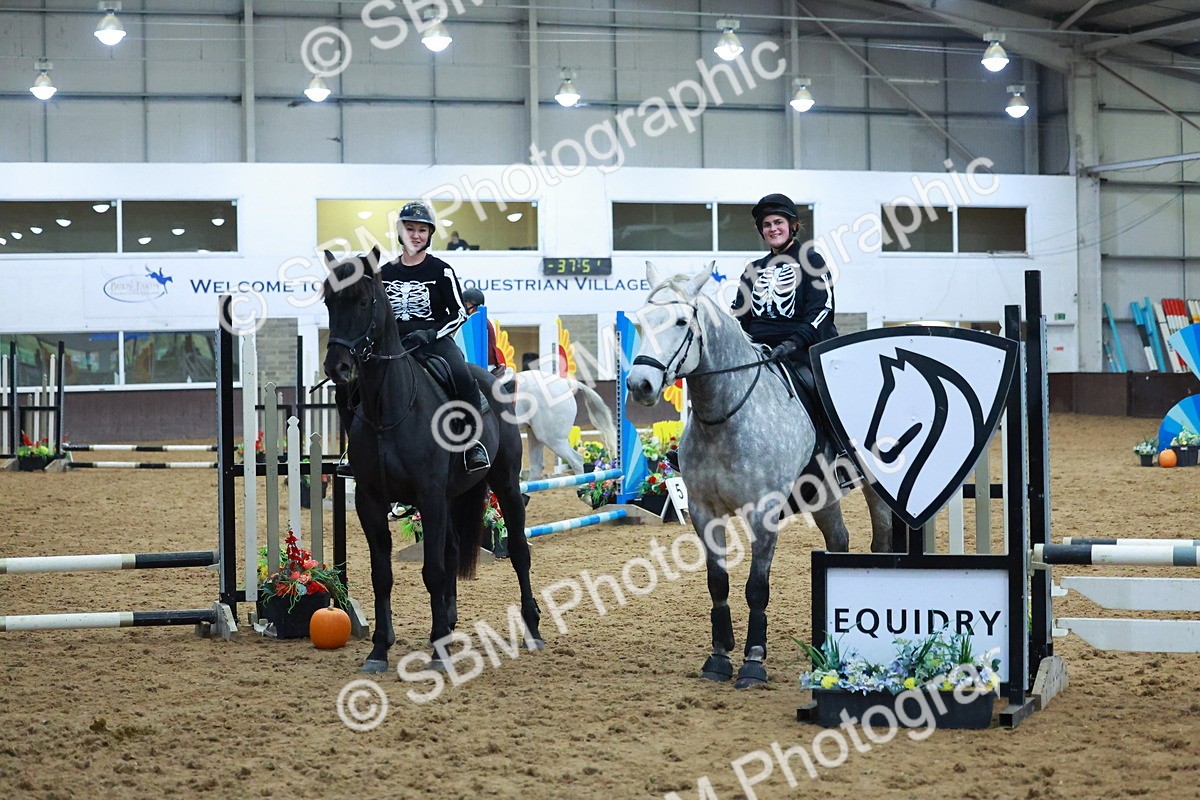 SBM_003318 - Class 4 - Pairs