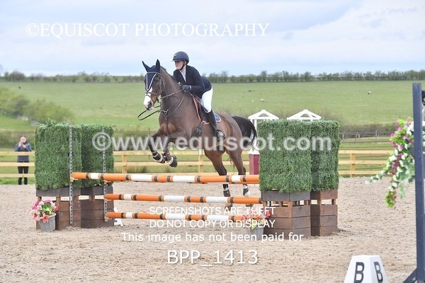 BPP_1413 - CLASS 15 SAT Senior BritiNovice/ 90cm Open