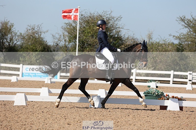 250405-120530-10317 - 112-Ella.Fraser-Brouwershavenss.Viceroy