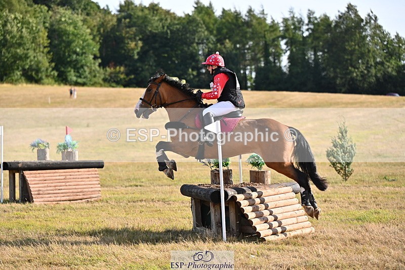 250803A-175925-18205 - S-870-Chris.Ellis-SKELWITH.BLUE.BELLE.AMOUR