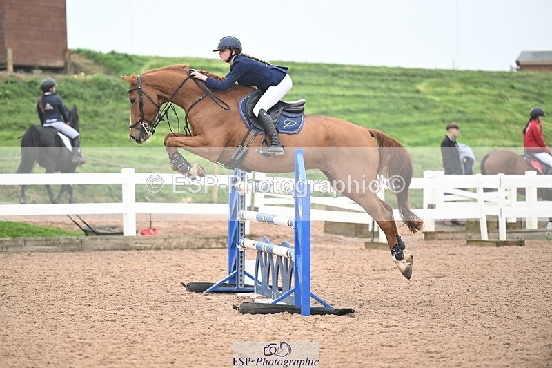 241102A-131333-04745 - SAT Cls 15 Foxhunter and 1.20m Open