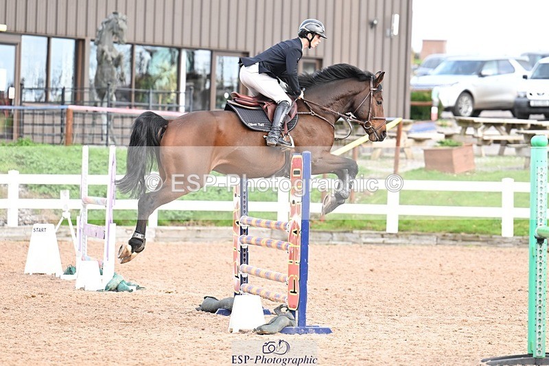 251022-132344-00531 - Cls 4 Snr Newcomers 1.10m