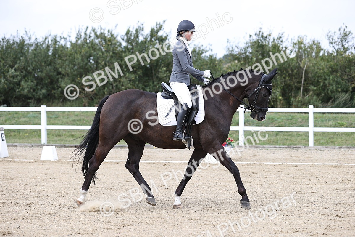 SBM_017534 - Class 14 - Novice 23 - 13.52-14.55