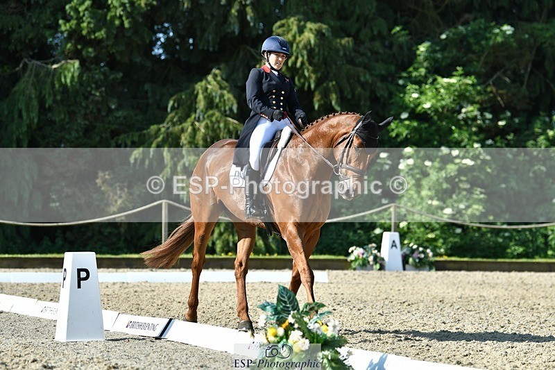 230525-085934-03659 - 401-BLING-Laura_Collett-DR