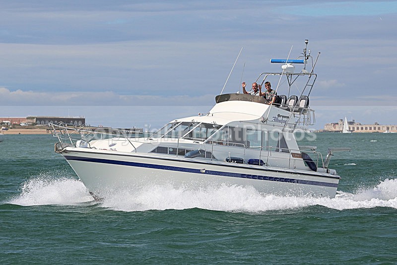 150809 ALBAFAR - BROOM WT7A9463 - Flybridge Cruisers