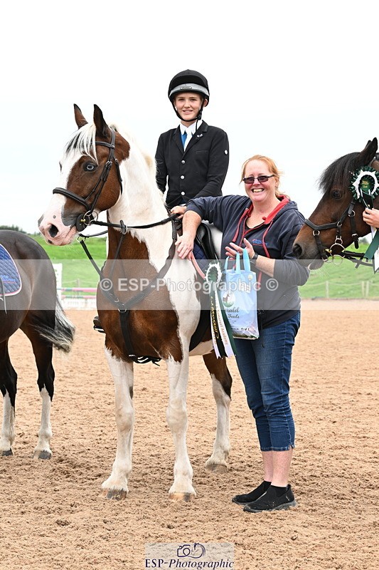 240907A-131907-01944 - Cls 3 Pony Medium Team 80cm & 90cm