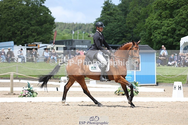 240523-115530-03645 - 241-CLASS_ROMANCE-Jack_Pinkney