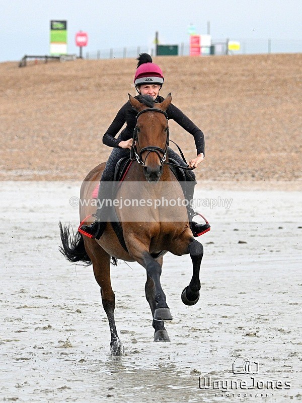 WJ7_9368 - Hayling Island Beach Shoot 22-09-24