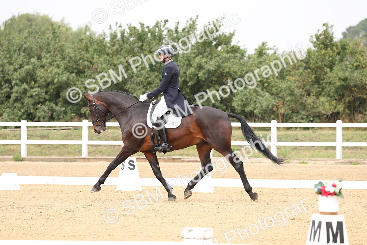 SBM_007078 - Class 9 - FEI INT I - 13.37-14.33