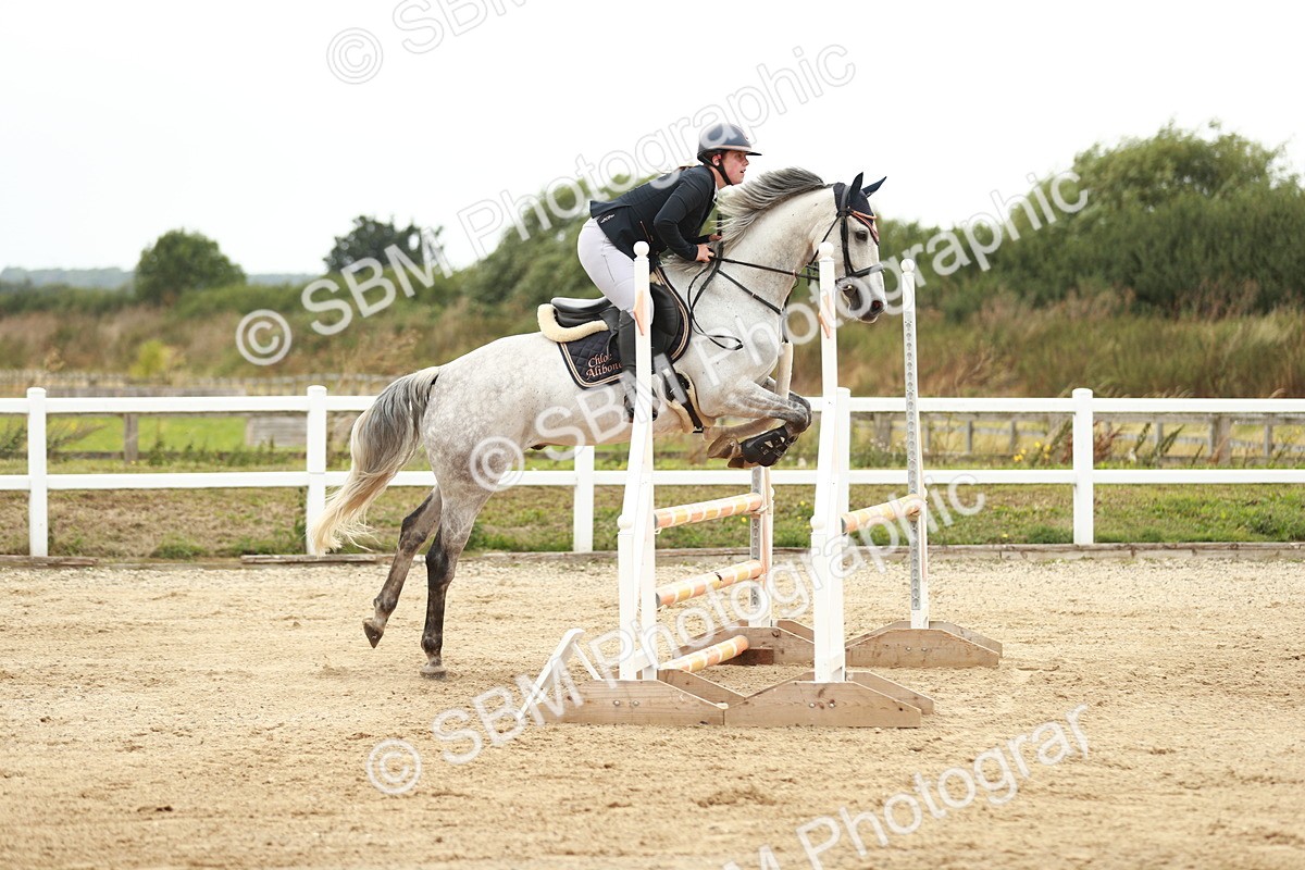 SBM_005017 - Class 2 - Senior British Novice - 90cm Open