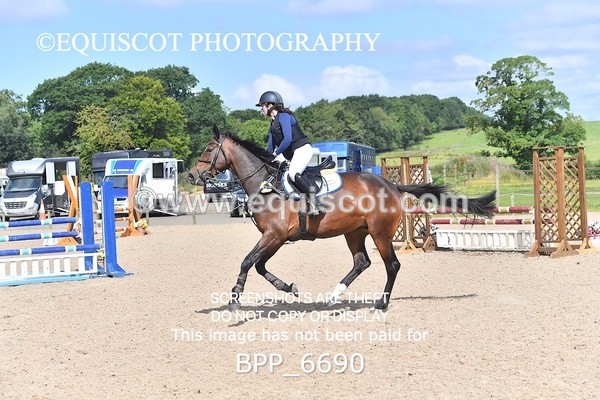 BPP_6690 - CLASS 3 Senior BritiNovice/ 90cm Open