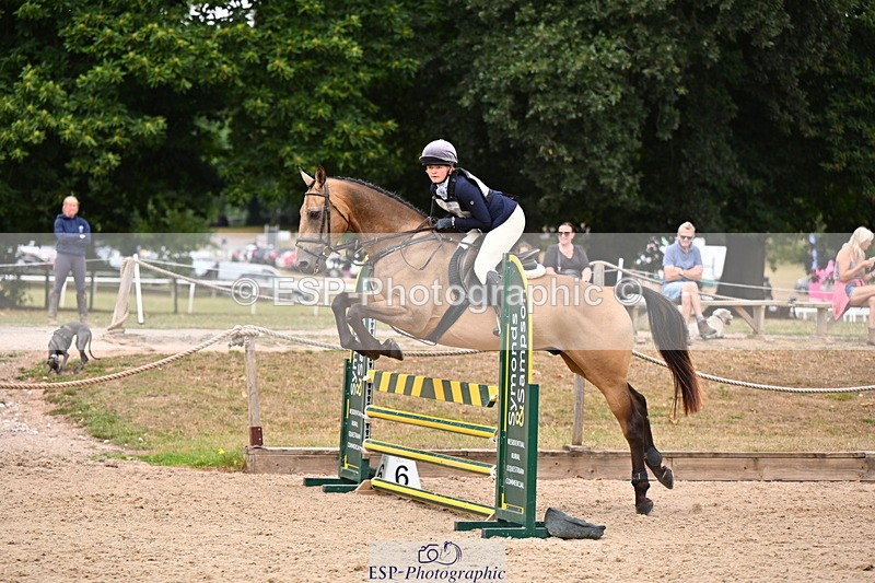 250802A-121653-02937 - A-036-Ottilie.de.Rouet-SILVERSPRINGS.CHATTERBOX