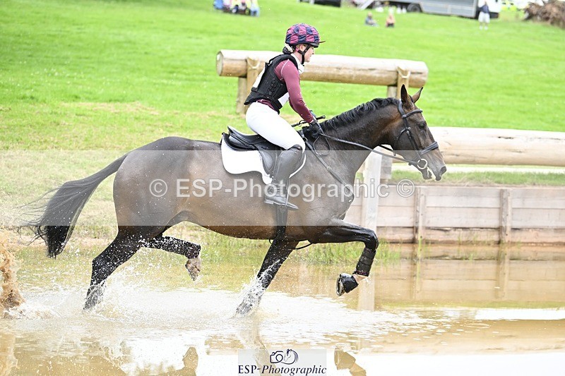 240803-110914-01884 - 056-Ellie_Batten-KING_KASHU