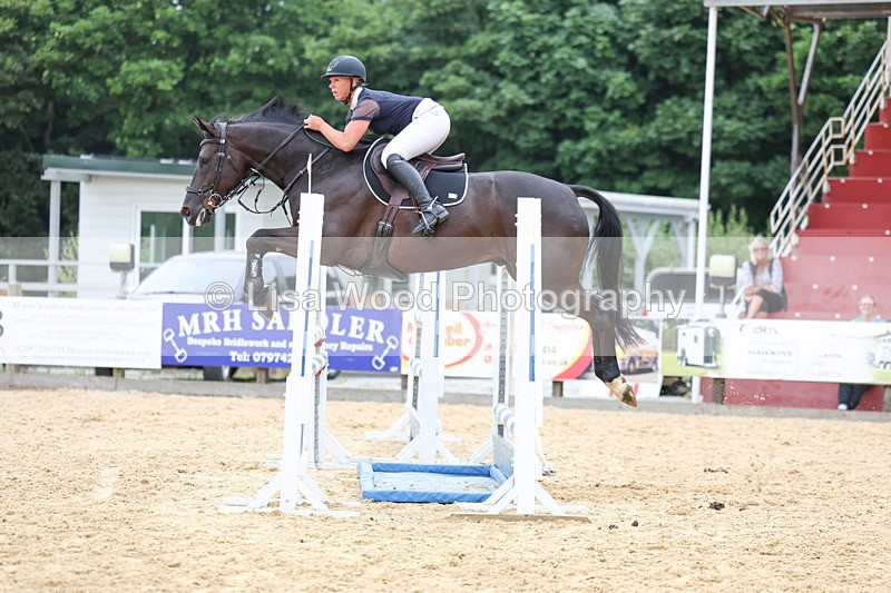 3E7A6500 - Class 9: Senior 1.15m Open