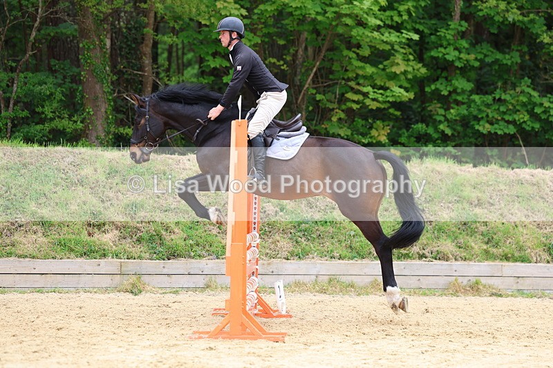3E7A6012 - Class 4: Senior British Novice/90cm open