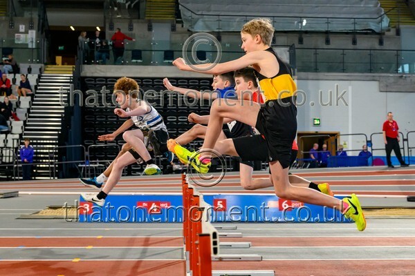 Age26SUN-810490 - Track Male Set One