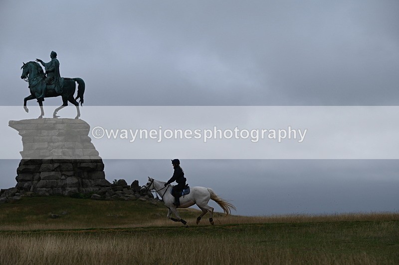 DSC_0416 - Time at Statue 09:51 to 10:54