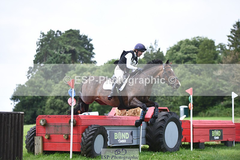 240804-105131-10838 - 304-Octavia_Madden-NENAGH_II