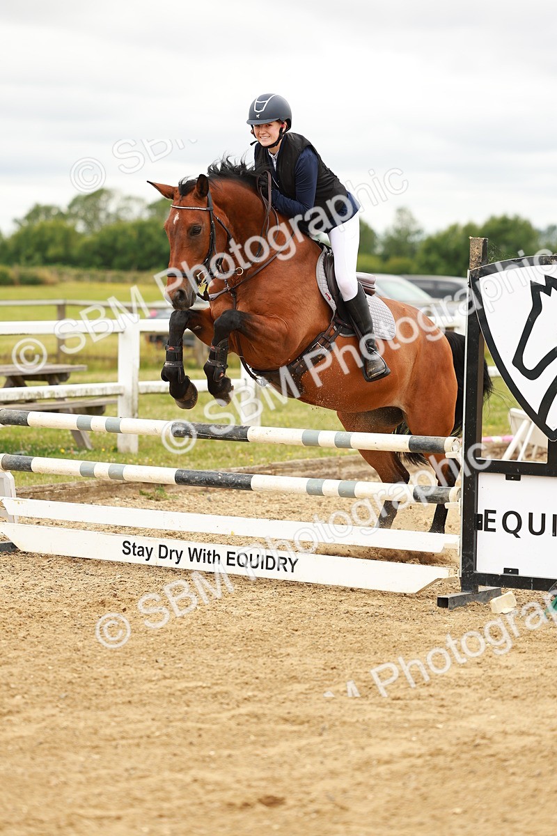 SBM_001877 - Class 9 - Senior British Novice - 90cm