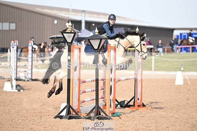 250309-120942-04100 - Cls 6 Pony Newcomers and 1m