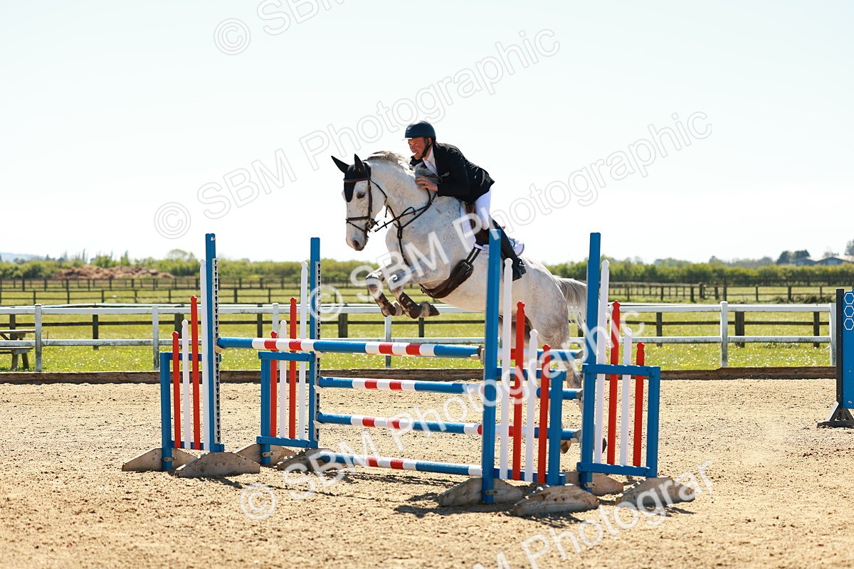 SBM_001242 - Class 4 - Senior Newcomers 1.10m
