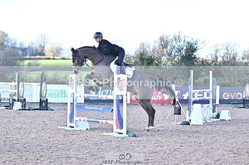 251203-130808-00629 - Cls 4 Newcomers and 1.10m Open