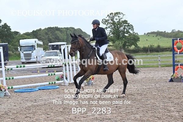 BPP_2283 - CLASS 4  FRI Senior Newcomers/ 1.10m Open