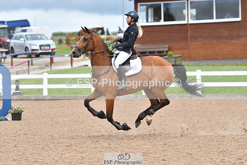 240727A-155051-06393 - Cls 24 1.05m Amateur Qualifier