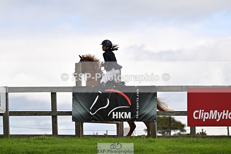 250921-143740-03914 - Cls 20 Pony 80cm Derby