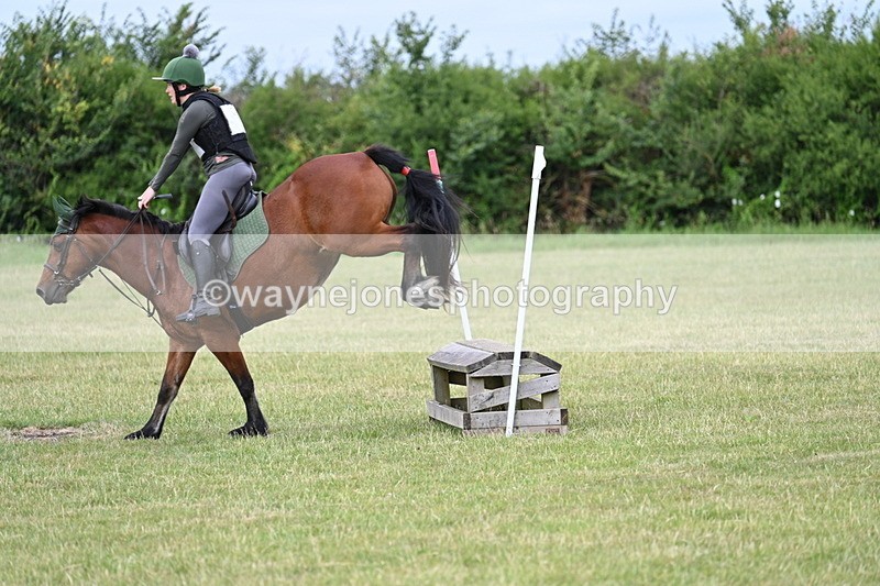 WJ7_4650 - 60cm XC Time 09:48 to 09:57