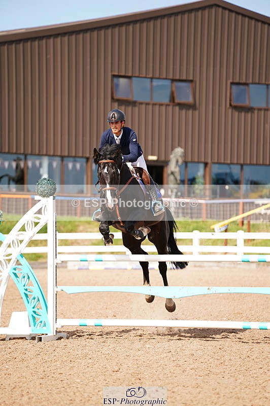 240803A-164004-09321 - Cls 40 Snr 1.15m Open