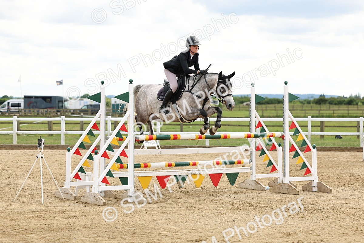 SBM_006190 - Class 19 - Senior Newcomers - 1.10m