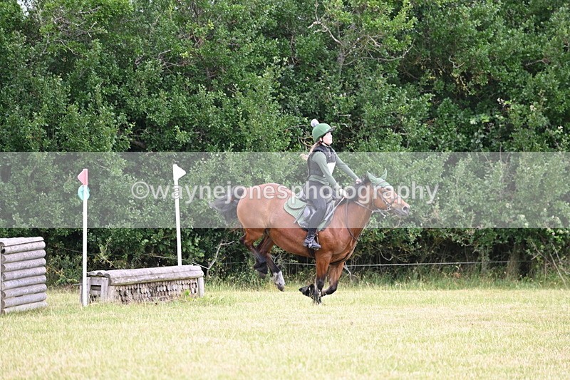 WJ6_6490 - 60cm XC Time 10:17 to 10:49